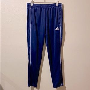 Men’s tapered fit football sweat pants